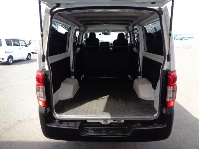 Nissan Caravan  с аукциона в Японии