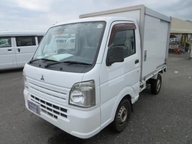 Mitsubishi Minicab Truck  с аукциона в Японии