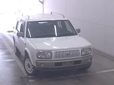 Nissan Rasheen