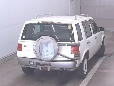 Nissan Rasheen