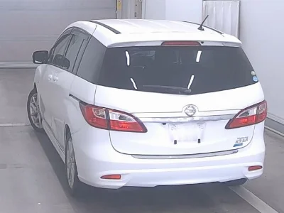 Nissan LAFESTA