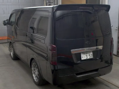 Nissan NV350 Caravan