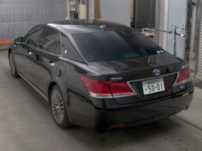 TOYOTA CROWN MAJESTA