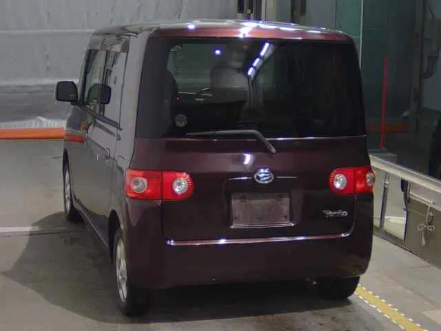 Daihatsu Tanto  с аукциона в Японии
