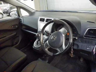 TOYOTA RACTIS