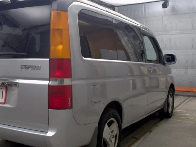 Honda STEP WAGON