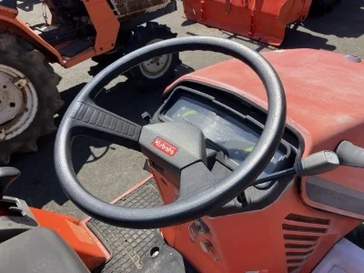 KUBOTA KUBOTA