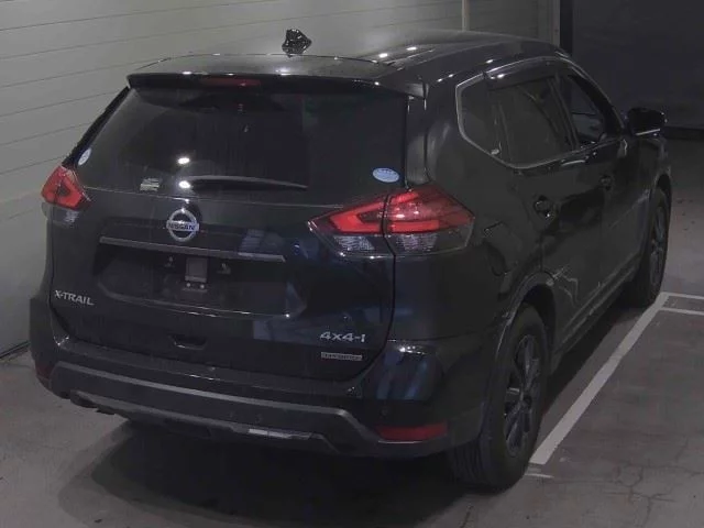 Nissan X-Trail  с аукциона в Японии