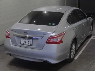Nissan TEANA