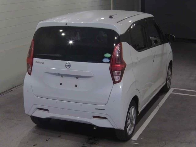 Nissan Dayz  с аукциона в Японии