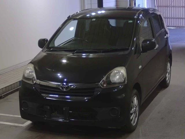 Toyota Pixis Epoch  с аукциона в Японии