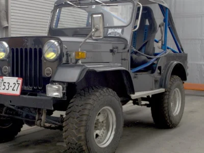 MITSUBISHI JEEP