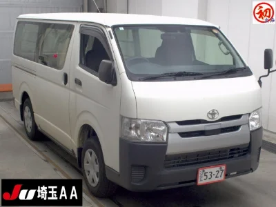 Toyota HiAce Van
