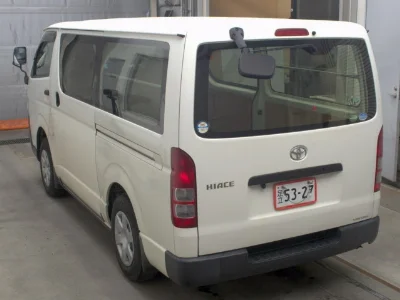 Toyota HiAce Van