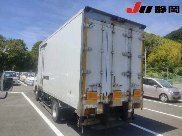 Mitsubishi Fuso Canter  с аукциона в Японии
