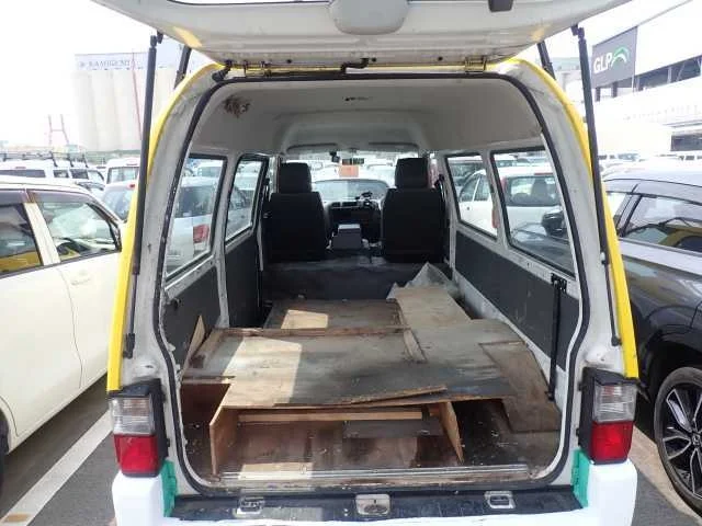 Mazda Bongo Van  с аукциона в Японии