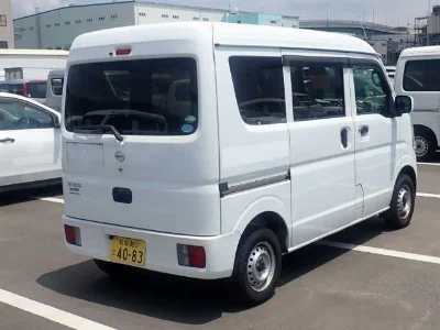 NISSAN CLIPPER VAN
