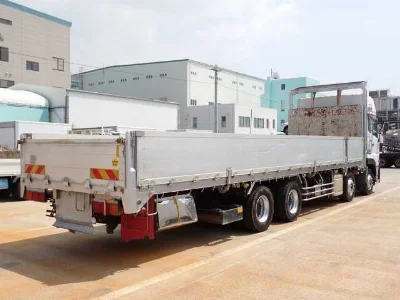 NISSAN DIESEL (UD) QUON