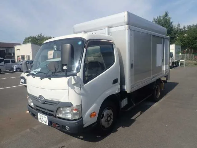 Hino Dutro  с аукциона в Японии