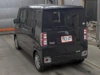 Toyota Pixis Mega