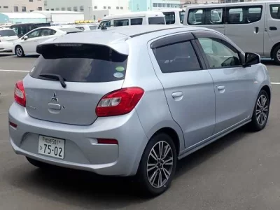 Mitsubishi MIRAGE