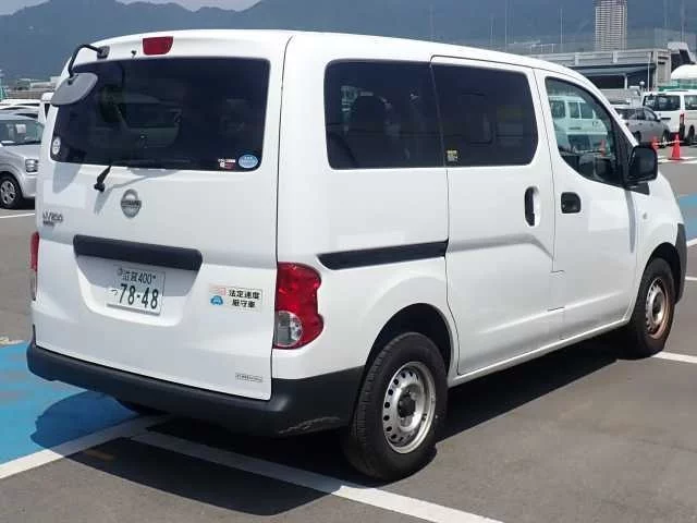 Nissan NV200  с аукциона в Японии