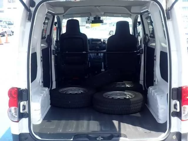Nissan NV200  с аукциона в Японии
