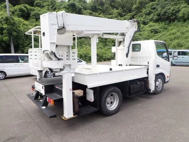 Hino Dutro  с аукциона в Японии
