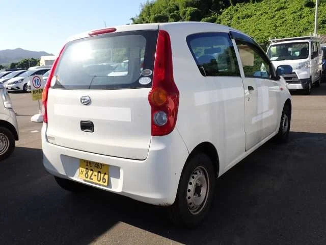 Daihatsu Mira  с аукциона в Японии