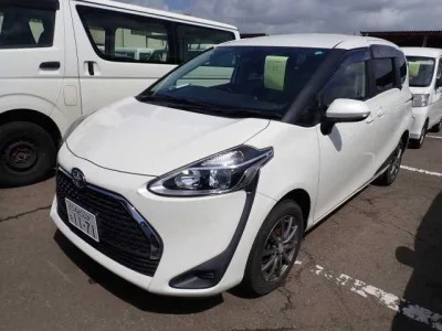 Toyota Sienta