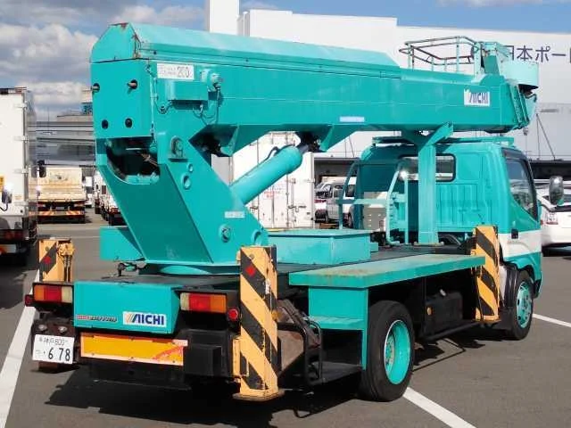 Hino Dutro  с аукциона в Японии