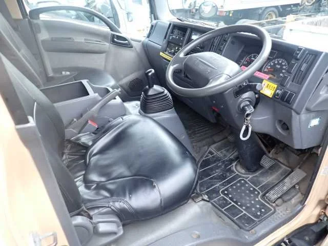 Isuzu Elf  с аукциона в Японии