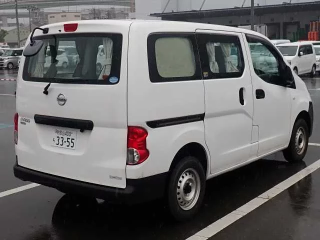 Nissan NV200  с аукциона в Японии