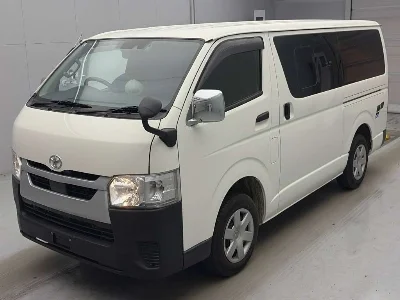 TOYOTA HIACE VAN