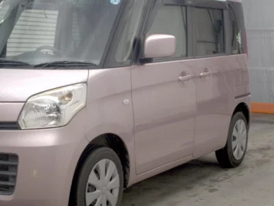 Suzuki Spacia