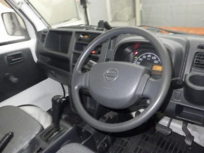 Nissan NT100 Clipper
