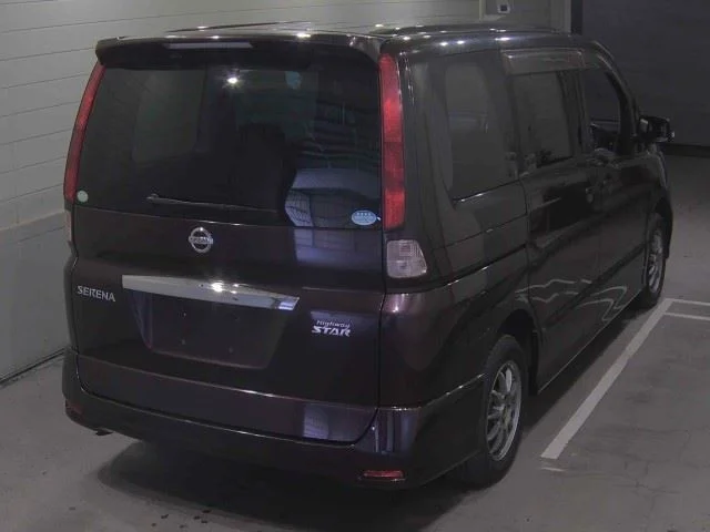 Nissan Serena  с аукциона в Японии