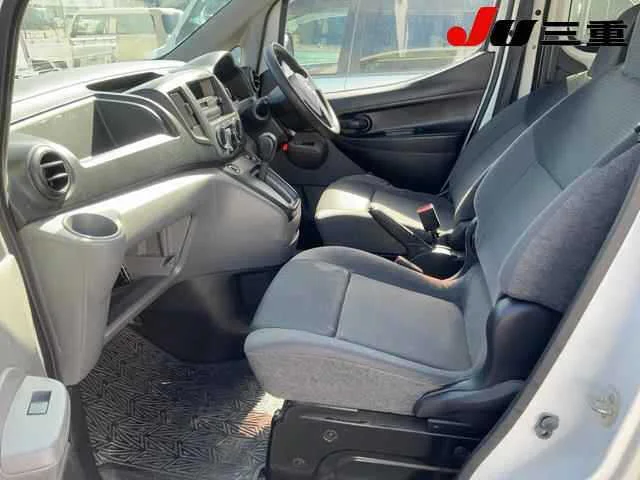 Nissan NV200  с аукциона в Японии