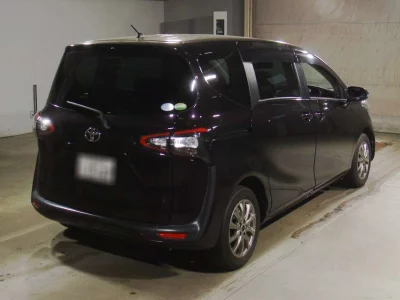 Toyota Sienta