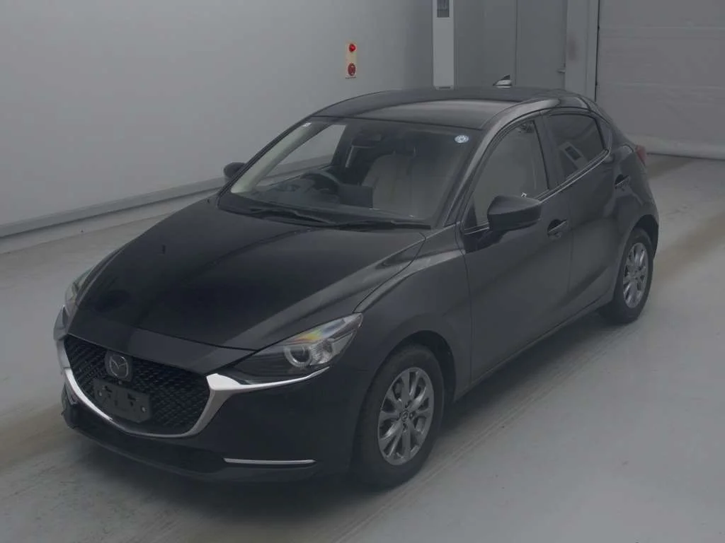 Mazda Mazda2  с аукциона в Японии