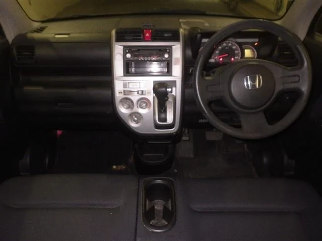 Honda Zest  с аукциона в Японии