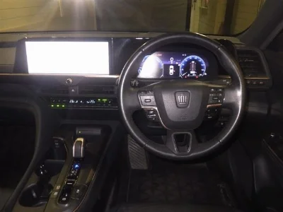 Toyota Crown Crossover