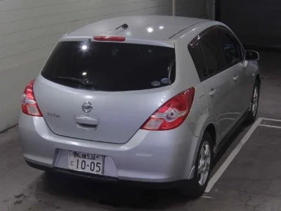 Nissan Tiida