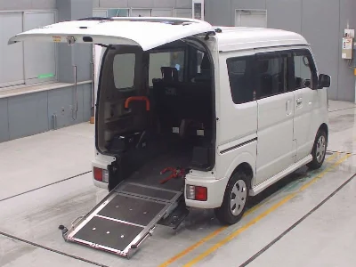 Nissan NV100 Clipper Rio