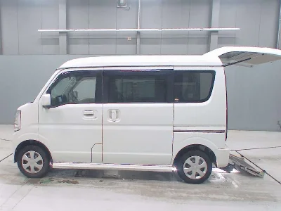 Nissan NV100 Clipper Rio