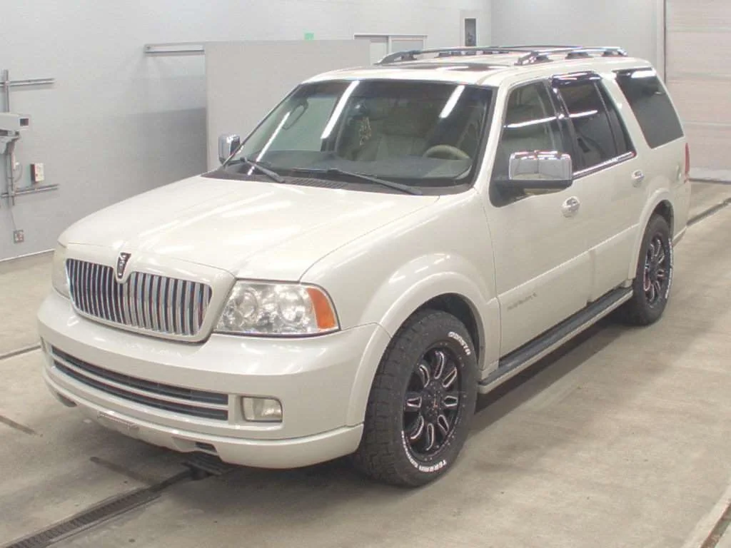 Lincoln Navigator  с аукциона в Японии