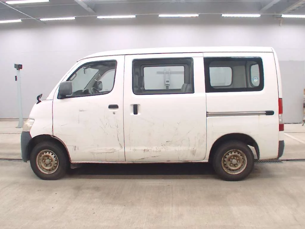 Toyota TownAce  с аукциона в Японии