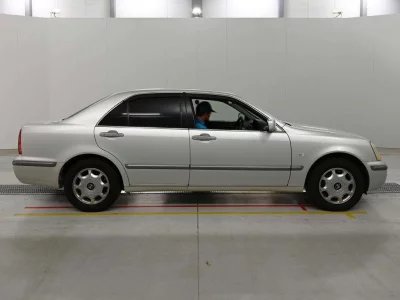 Toyota Progres