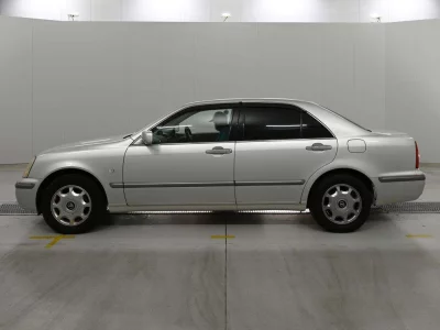 Toyota Progres