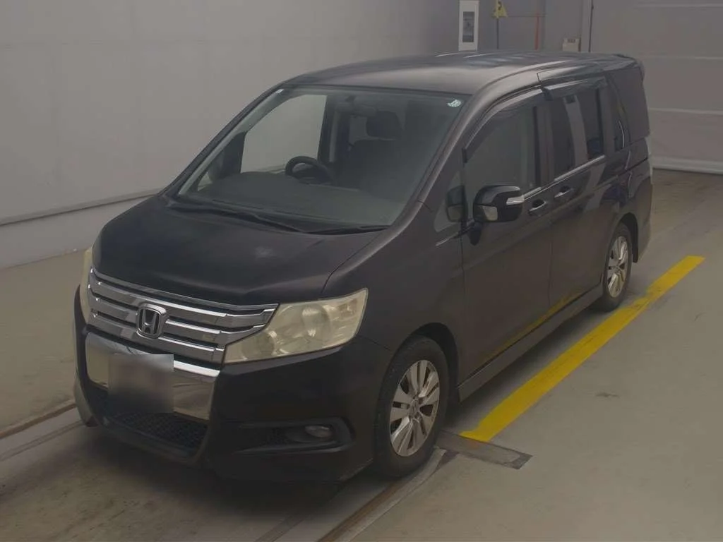 Honda Stepwgn  с аукциона в Японии